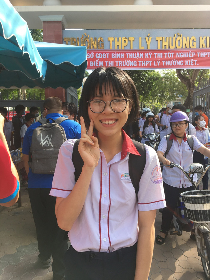 Thục Ái tự tin sẽ đạt 9 điểm môn thi ngoại ngữ (Ảnh Phan Tuyết)