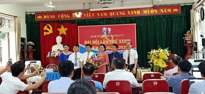 Cô Nguyễn Thị Thu nhiều năm liền đạt giáo viên dạy giỏi cấp tỉnh Cô Nguyễn Thị Thu nhiều năm liền đạt giáo viên dạy giỏi cấp tỉnh