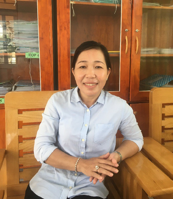 Cô Hồ Thị Mỹ Linh - Hiệu trưởng Trường mẫu giáo Tân Xuân (Ảnh tác giả) Cô Hồ Thị Mỹ Linh - Hiệu trưởng Trường mẫu giáo Tân Xuân (Ảnh tác giả)
