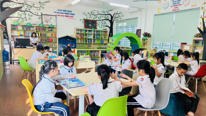 Ảnh minh họa: P.L 2155563_hoc_sinh_doc_sach_tai_phong_thu_vien_truong_tieu_hoc_vinh_khe_13350304.jpg