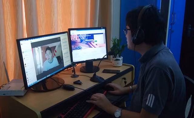 Công việc hiện tại đã làm Duy cảm thấy tự tin hơn rất nhiều trong cuộc sống. (Ảnh: T.P)