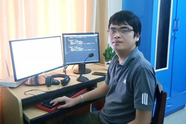 Với nỗ lực của bản thân, Duy đã trở thành lập trình viên của công ty ở Singapore. (Ảnh: T.P)