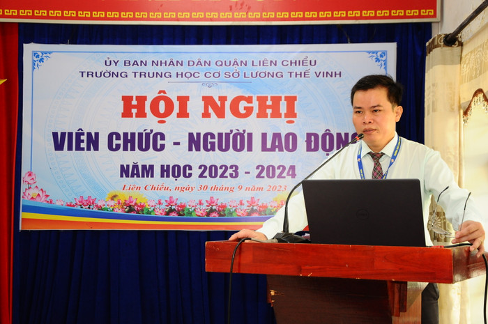 Thầy Bùi Duy Quốc - Hiệu trưởng Trường Trung học cơ sở Lương Thế Vinh. Ảnh: NTCC. thầy bui duy quốc.jpg