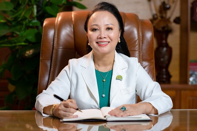 Phó Giáo sư, Tiến sĩ Trần Phan Chung Thuỷ. Ảnh: Website Trường Đại học Khoa học Sức khoẻ - Đại học Quốc gia Thành phố Hồ Chí Minh. bs-tran-phan-chung-thuy.jpg
