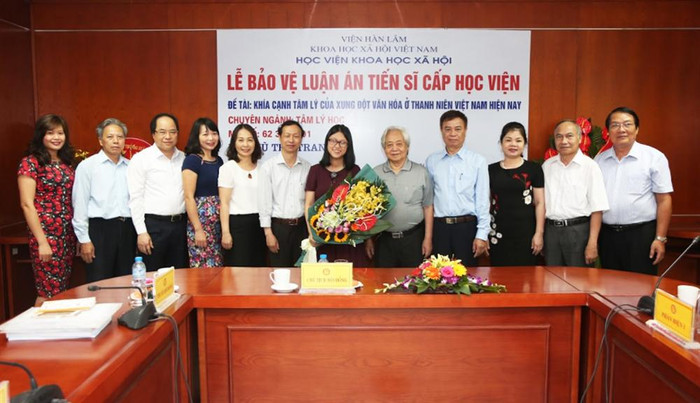 Cô Thu Trang từ trình độ cử nhân học lên trình độ Tiến sĩ ngành Tâm lý học, tại Học viện Khoa học xã hội co-vu-thu-trang.jpg