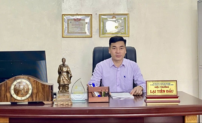 thầy Lại Tiến Đẩu.jpg