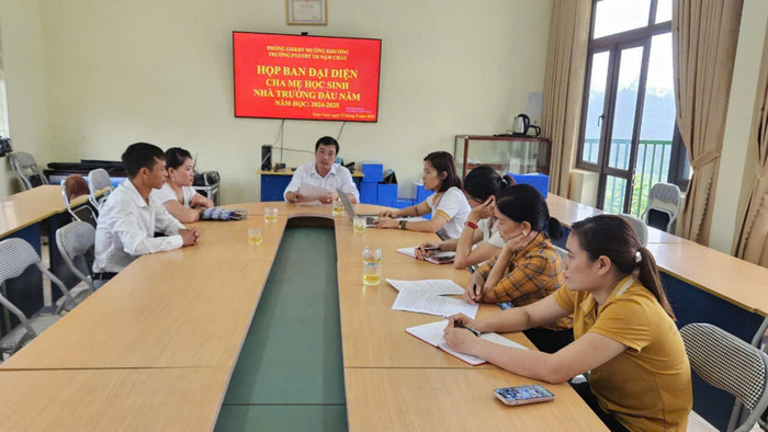 Thầy Phùng Thế Tùng.jpg