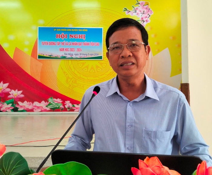 Ông Nguyễn Tấn Công - Trưởng phòng, Phòng Giáo dục và Đào tạo huyện Tân Hồng (tỉnh Đồng Tháp). Ảnh Sở Giáo dục và Đào tạo tỉnh Đồng Tháp. ong-cong.jpg