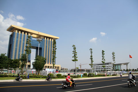 Trung tâm hành chính tỉnh Bình Dương chính thức hoạt động từ ngày 20/2 Trung tâm hành chính tỉnh Bình Dương chính thức hoạt động từ ngày 20/2