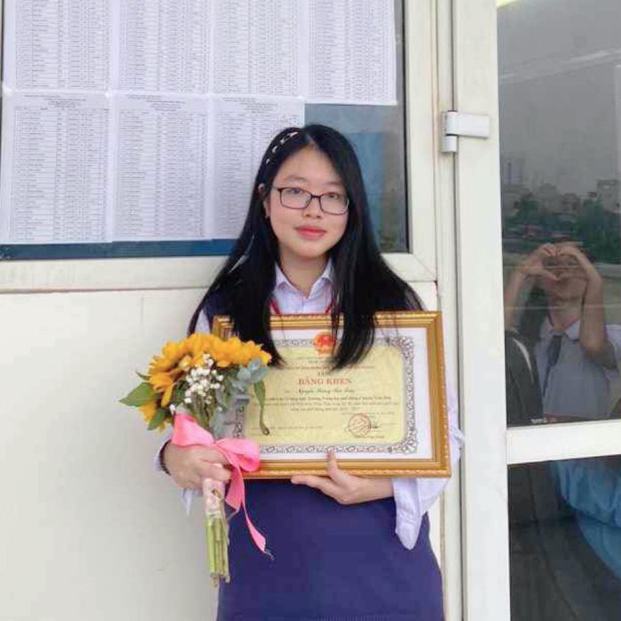 Nguyễn Hoàng Bảo Trân - học sinh lớp 12, Trường Trung học phổ thông Chuyên Trần Phú, Hải Phòng. Ảnh: NVCC. Ảnh 3.jpg