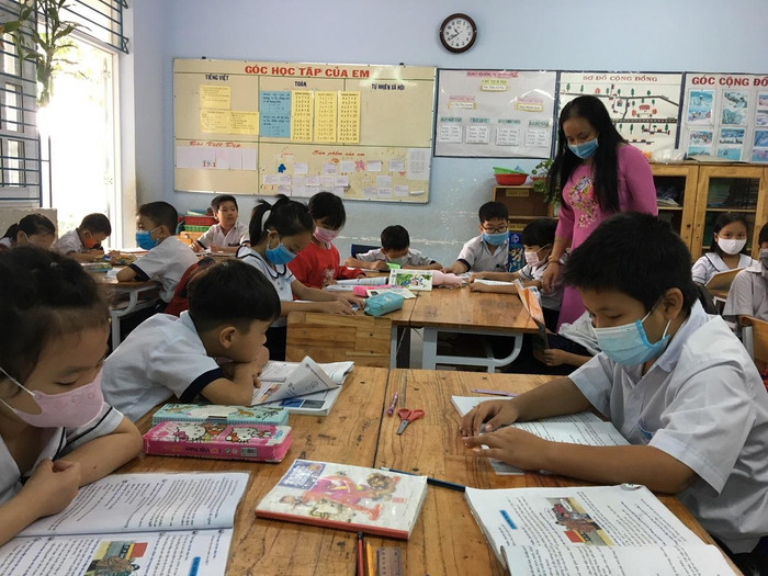 Học sinh trở lại trường sau kỳ nghỉ Tết Nguyên đán (Ảnh PT) Học sinh trở lại trường sau kỳ nghỉ Tết Nguyên đán (Ảnh PT)