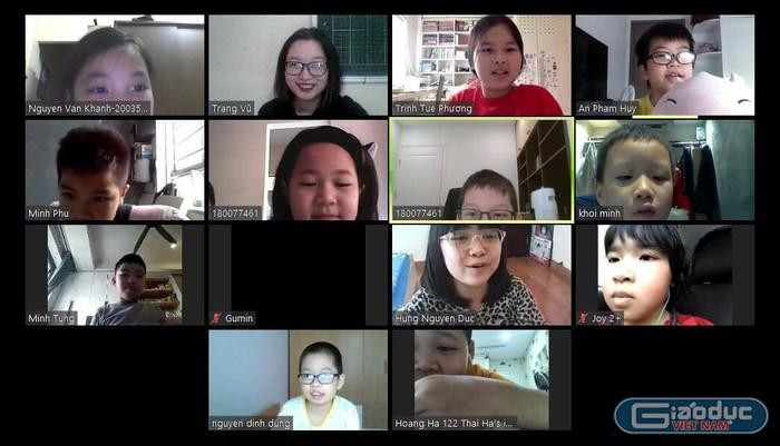 Các em học sinh tham gia lớp học trực tuyến trong dịch Covid-19 (Ảnh chỉ mang tính chất minh họa trên giaoduc.net.vn)