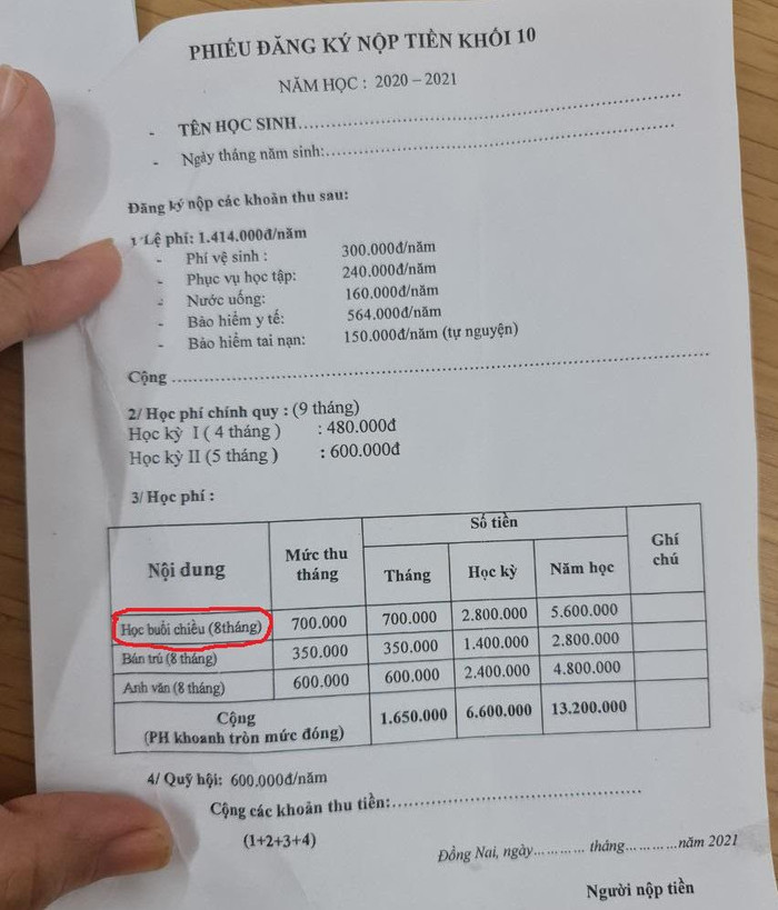 Phiếu đăng ký nộp tiền của một trường học tại Biên Hòa (Ảnh CTV) Phiếu đăng ký nộp tiền của một trường học tại Biên Hòa (Ảnh CTV)