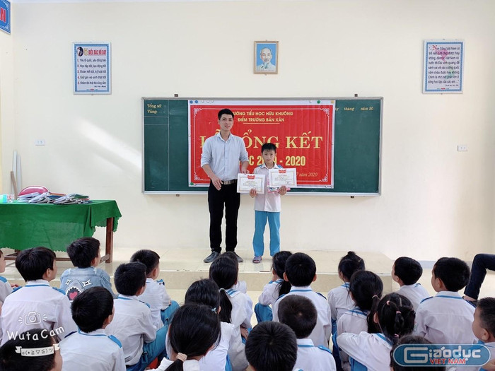 Năm nào lớp thầy Trung cũng có học sinh đạt giải trong các hội thi của ngành (Ảnh nhà trường cung cấp)