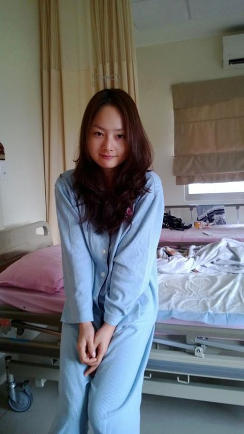 Cô chia sẻ "Tặng các bạn tấm hình em trai chụp cho mình". Cô chia sẻ "Tặng các bạn tấm hình em trai chụp cho mình".