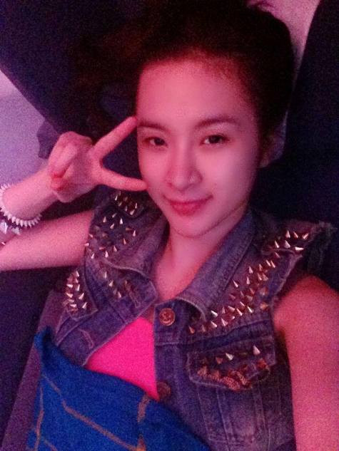 Angela Phương Trinh khoe ảnh mặt mộc. Angela Phương Trinh khoe ảnh mặt mộc.