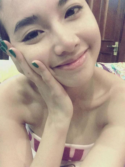 Khi không trang điểm trông Ngọc Diệp vẫn rất cuốn hút bởi khuôn mặt bầu bĩnh ưa nhìn. Khi không trang điểm trông Ngọc Diệp vẫn rất cuốn hút bởi khuôn mặt bầu bĩnh ưa nhìn.