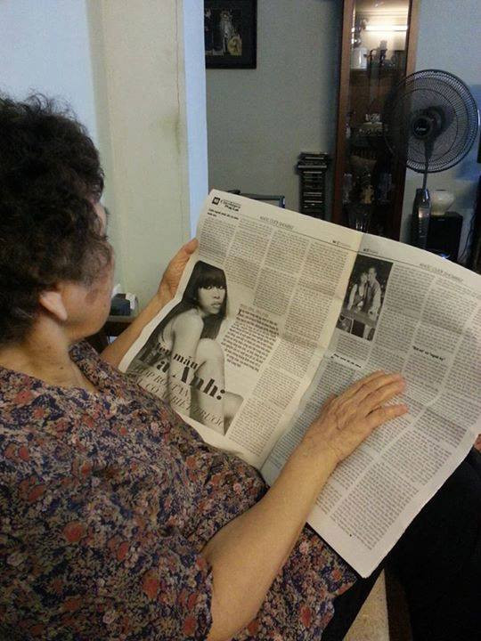 Cô chia sẻ về bà nội của mình: "Bà nội tôi, nhà văn, nhà báo Thanh Hương, nguyên Tổng biên tập báo Phụ nữ Việt Nam. Bà là một người phụ nữ rất mạnh mẽ, khoáng đạt và hiện đại trong tư tưởng". Cô chia sẻ về bà nội của mình: "Bà nội tôi, nhà văn, nhà báo Thanh Hương, nguyên Tổng biên tập báo Phụ nữ Việt Nam. Bà là một người phụ nữ rất mạnh mẽ, khoáng đạt và hiện đại trong tư tưởng".