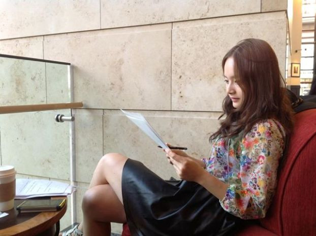 Lan Phương chia sẻ khoảnh khắc thư giãn khi cô sang Nhật thực hiện quay cho bộ phim đang hợp tác. Cô cho biết trên trang cá nhân: "Hôm nay mình nghỉ nguyên ngày để học tiếng Nhật. Mình vào Starbuck để ngắm Tokyo và học thoại". Lan Phương chia sẻ khoảnh khắc thư giãn khi cô sang Nhật thực hiện quay cho bộ phim đang hợp tác. Cô cho biết trên trang cá nhân: "Hôm nay mình nghỉ nguyên ngày để học tiếng Nhật. Mình vào Starbuck để ngắm Tokyo và học thoại".