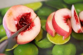 Đào giàu kali và chất xơ, chỉ số đường (GI) thấp nên rất tốt cho bệnh nhân tiểu đường. Đào giàu kali và chất xơ, chỉ số đường (GI) thấp nên rất tốt cho bệnh nhân tiểu đường.