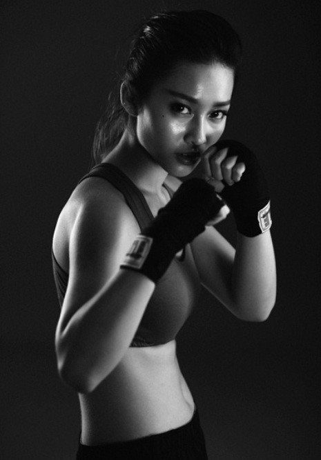 Hình ảnh cô nữ sinh vừa dễ thương trong sáng vừa xì po, năng động này khiến giới trẻ thích thú, săn lùng suốt thời gian dài.