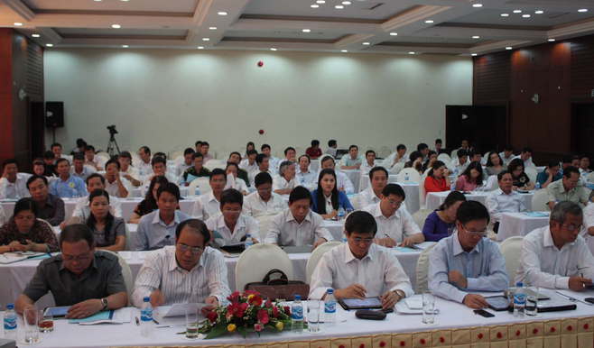 Quang cảnh hội trường của hội nghị. Quang cảnh hội trường của hội nghị.
