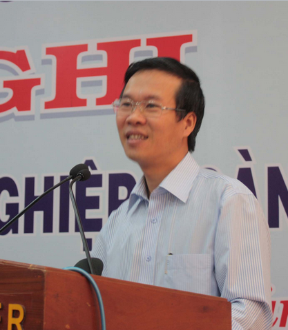 Ông Võ Văn Thưởng, Bí thư tỉnh Quảng Ngãi phát biểu trong hội nghị. Ông Võ Văn Thưởng, Bí thư tỉnh Quảng Ngãi phát biểu trong hội nghị.
