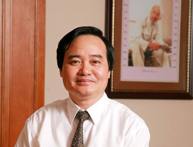 Giám đốc ĐHQGHN Phùng Xuân Nhạ (Ảnh: VNU) Giám đốc ĐHQGHN Phùng Xuân Nhạ (Ảnh: VNU)