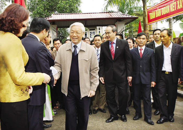 Tổng Bí thư Nguyễn Phú Trọng và đồng chí Nguyễn Thiện Nhân, Ủy viên Bộ Chính trị, Chủ tịch Ủy ban Trung ương MTTQ Việt Nam dự Ngày hội Đại đoàn kết toàn dân (Ảnh: BaoThainguyen) Tổng Bí thư Nguyễn Phú Trọng và đồng chí Nguyễn Thiện Nhân, Ủy viên Bộ Chính trị, Chủ tịch Ủy ban Trung ương MTTQ Việt Nam dự Ngày hội Đại đoàn kết toàn dân (Ảnh: BaoThainguyen)