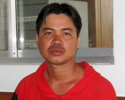 Xuyên tại cơ quan điều tra. Xuyên tại cơ quan điều tra.