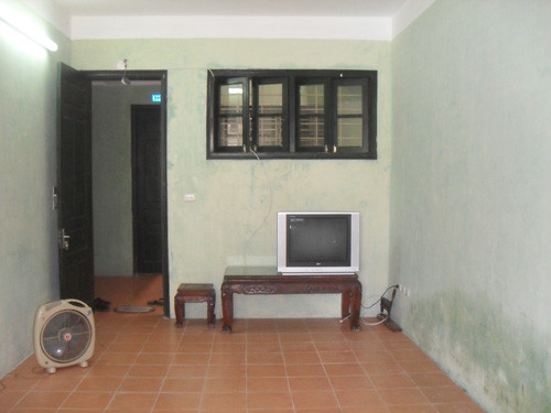 Sau vụ hỏa hoạn kinh hoàng, người dân sống ra sao? ảnh 6 Dân nhà C8 bị cháy đang sống ra sao?, Tin tức trong ngày, chay nha C8, chay khu tap the go, nha go o Ha Noi, nha tap the, chay nha, hoa hoan, tin tuc, tin hay, vn