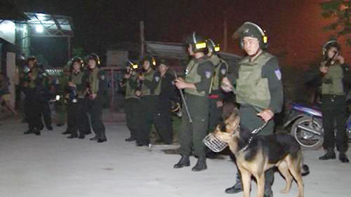 Bắt cóc bé 8 tuổi, đòi chuộc 1 tỷ, An ninh Xã hội, bat coc tre em, bat coc, bat coc doi tien chuoc, be trai, lua dao, bao, tin tuc, tin hot, tin hay, vn