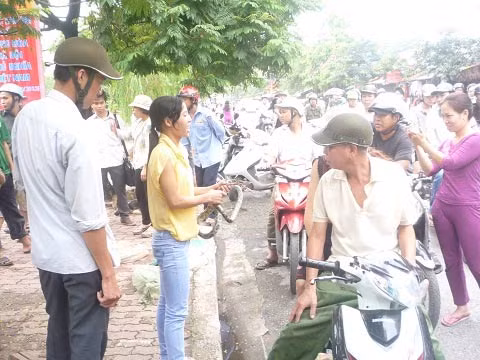 Công khai bán rắn trên vỉa hè Thủ đô, Tin tức trong ngày, ban ran, ban dong vat, ran, ran quy, bao, tin tuc, tin hot, tin hay, vn