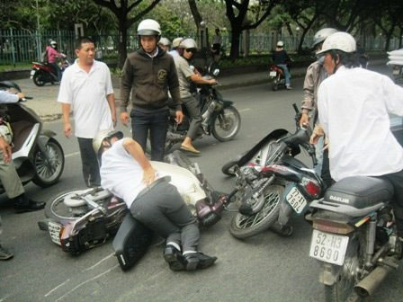 Cướp giật "đại náo" đường phố SG (P.2) ảnh 1 Cướp giật "đại náo" đường phố SG (P.2), Tin tức trong ngày, cuop giat, cuop cuong sat, te nan cuop giat o sai gon, bao, bao cong an, bao an ninh, vn