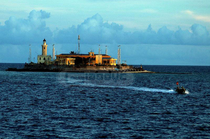 Đảo An Bang hiên ngang giữa Biển Đông Đảo An Bang hiên ngang giữa Biển Đông