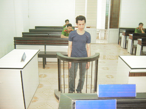 Bị cáo Ngô Kim Hồng tại phiên tòa phúc thẩm. Bị cáo Ngô Kim Hồng tại phiên tòa phúc thẩm.