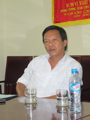 "Xả thân" cho những chuyến tàu an toàn, Tin tức trong ngày, duong sat, tau hoa, tai nan, giao thong, quan ly duong sat, nguoi hung, xi nghiep dau may ha noi, tin tuc, tin nhanh, tin hot, vn