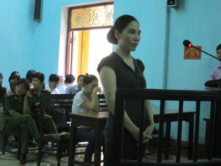 Tự tử tại tòa để chứng minh sự vô tội ảnh 1 Tự tử tại tòa để chứng minh sự vô tội, An ninh Xã hội, tu tu tai toa, tu tu, tong tien, cuong doat tai san, de doa tong tien, bao, an ninh, cong an, vn