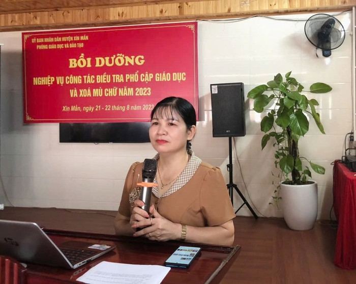 Bà Nguyễn Thị Tuyết Mai – Phó Trưởng Phòng Giáo dục và Đào tạo huyện Xín Mần, tỉnh Hà Giang. Ảnh: NVCC chi Mai ptp.jpg