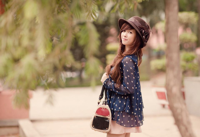 Pill Lady là nickname dễ thương trên Facebook của cô nàng Thu Trang đến từ Sài Gòn. Sở hữu gương mặt xinh xắn với mái tóc xoăn mềm mại, Thu Trang thực sự thu hút sự chú ý của nhiều cư dân mạng. Pill Lady là nickname dễ thương trên Facebook của cô nàng Thu Trang đến từ Sài Gòn. Sở hữu gương mặt xinh xắn với mái tóc xoăn mềm mại, Thu Trang thực sự thu hút sự chú ý của nhiều cư dân mạng.