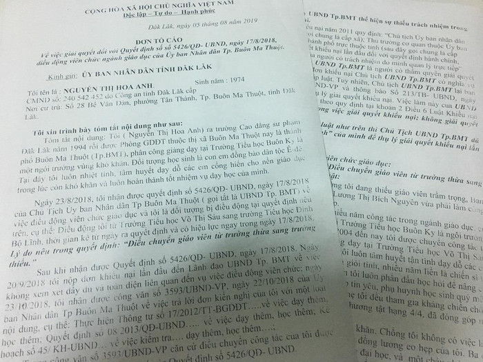 Đơn tơ cáo của cô giáo Hoa Anh (Ảnh nhân vật cung cấp) Đơn tơ cáo của cô giáo Hoa Anh (Ảnh nhân vật cung cấp)