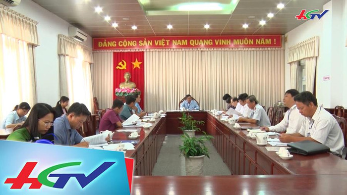 Xét thăng hạng giáo viên (Ảnh đài truyền hình Hậu Giang) Xét thăng hạng giáo viên (Ảnh đài truyền hình Hậu Giang)