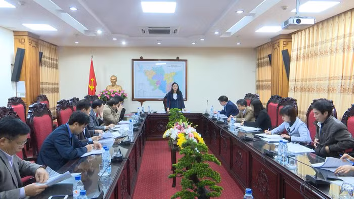 Ủy ban tỉnh Thái Bình nghe kế hoạch xét thăng hạng viên chức (Ảnh thaibinhtv.vn)