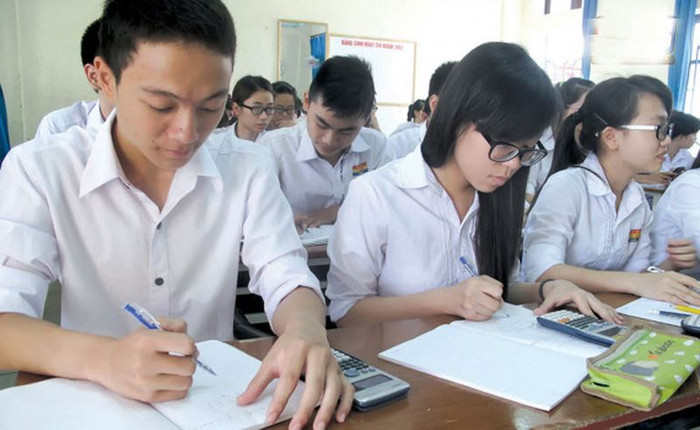 Phải chăng vì học “gạo’ nên sợ đề thi của Phòng, của Sở? Phải chăng vì học “gạo’ nên sợ đề thi của Phòng, của Sở?