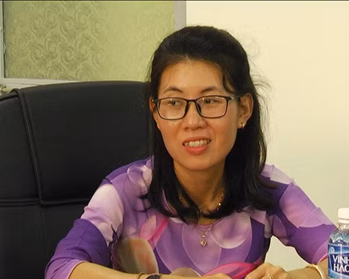 Cô giáo Quỳnh Như giáo viên Trường Tiểu học Phú Điền Tuy Phong (Ảnh CTV)