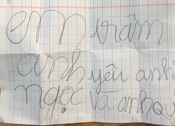Giáo viên vẫn thường bắt gặp những tờ giấy thế này trong lớp
