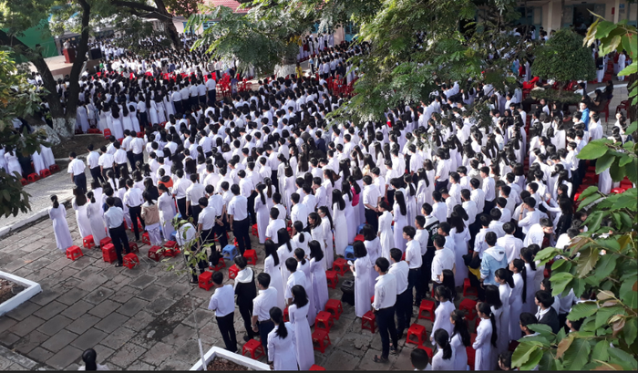 Phụ huynh trường Phan Bội Châu phản ánh nhà trường thực hiện sai Thông tư 55 Phụ huynh trường Phan Bội Châu phản ánh nhà trường thực hiện sai Thông tư 55