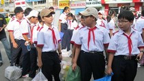 Lớp học thành vựa đồng nát, giáo viên thành chủ ve chai ảnh 2 Lớp học thành vựa đồng nát, giáo viên thành chủ ve chai ảnh 2