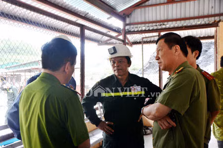 Quảng Ninh: Nổ khí mê tan, 4 người chết, Tin tức Việt Nam, Tin tức trong ngày, no khi me tan, no lo, quang ninh, khi me tan, cong nhan, bao, tin tuc, tin hot, tin hay