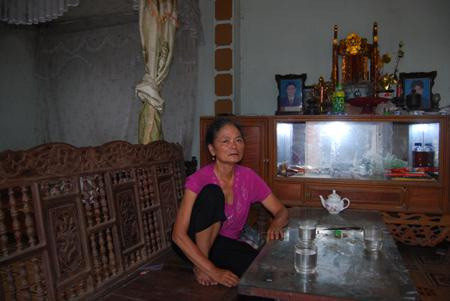 Trăm cái chết liên tiếp ở một ngôi làng, Tin tức trong ngày, lang ung thu, chet vi ung thu, benh nhan ung thu, thuoc tru sau, kho thuoc tru sau, nuoc nhiem doc, lang thieu tho, vinh phuc, bao, tin tuc, tin hot, tin hay